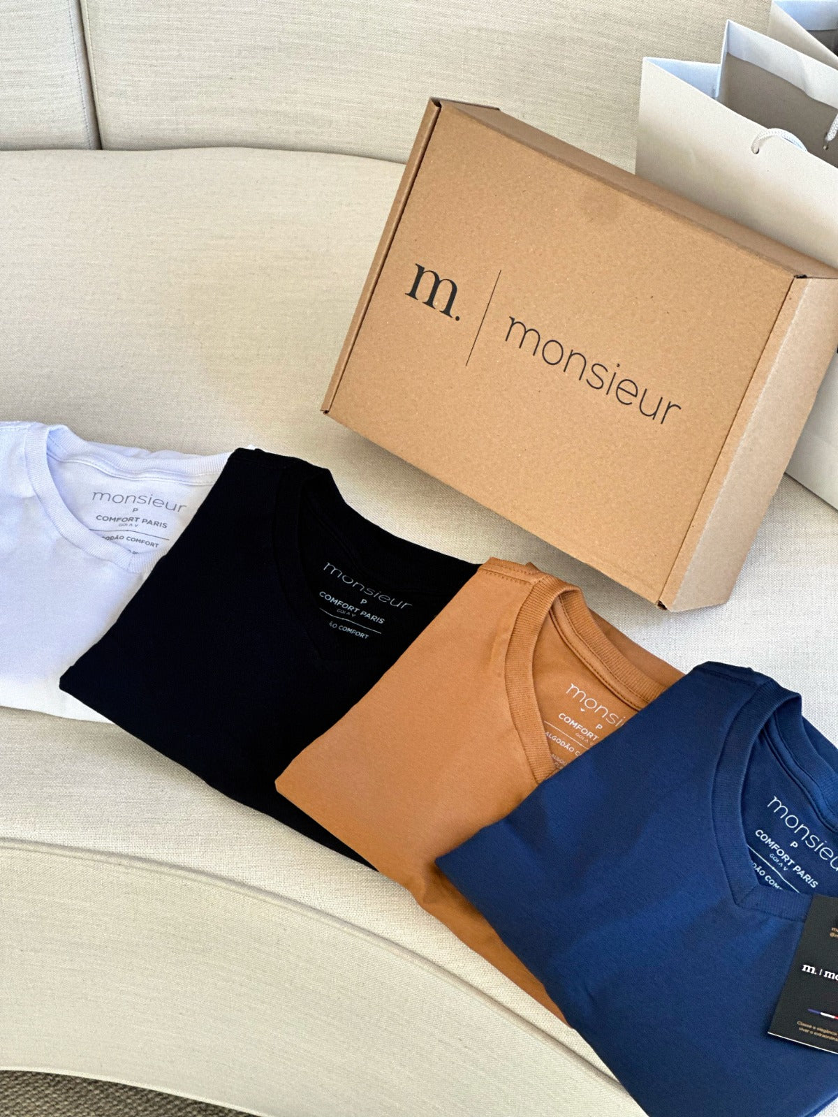 CAMISA BRANCO COMFORT PARIS GOLA V