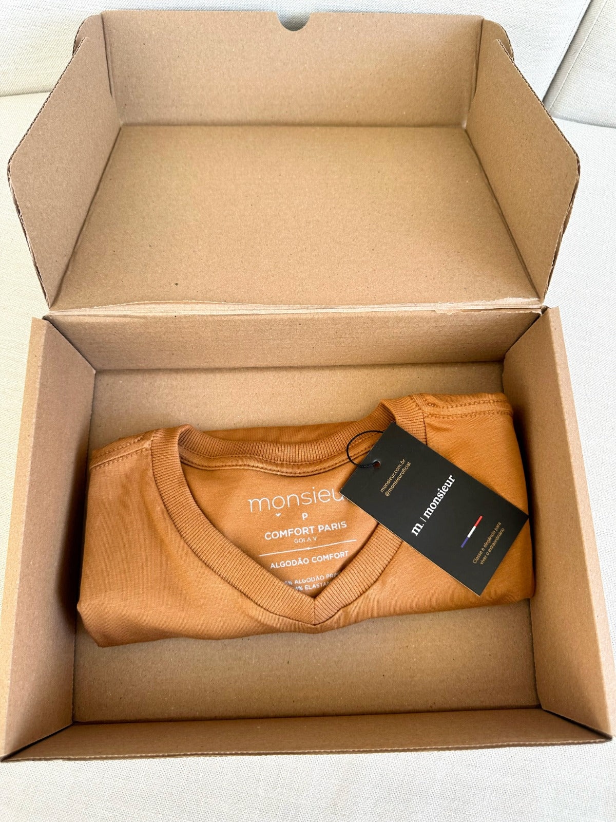 CAMISA CARAMELO COMFORT PARIS GOLA V