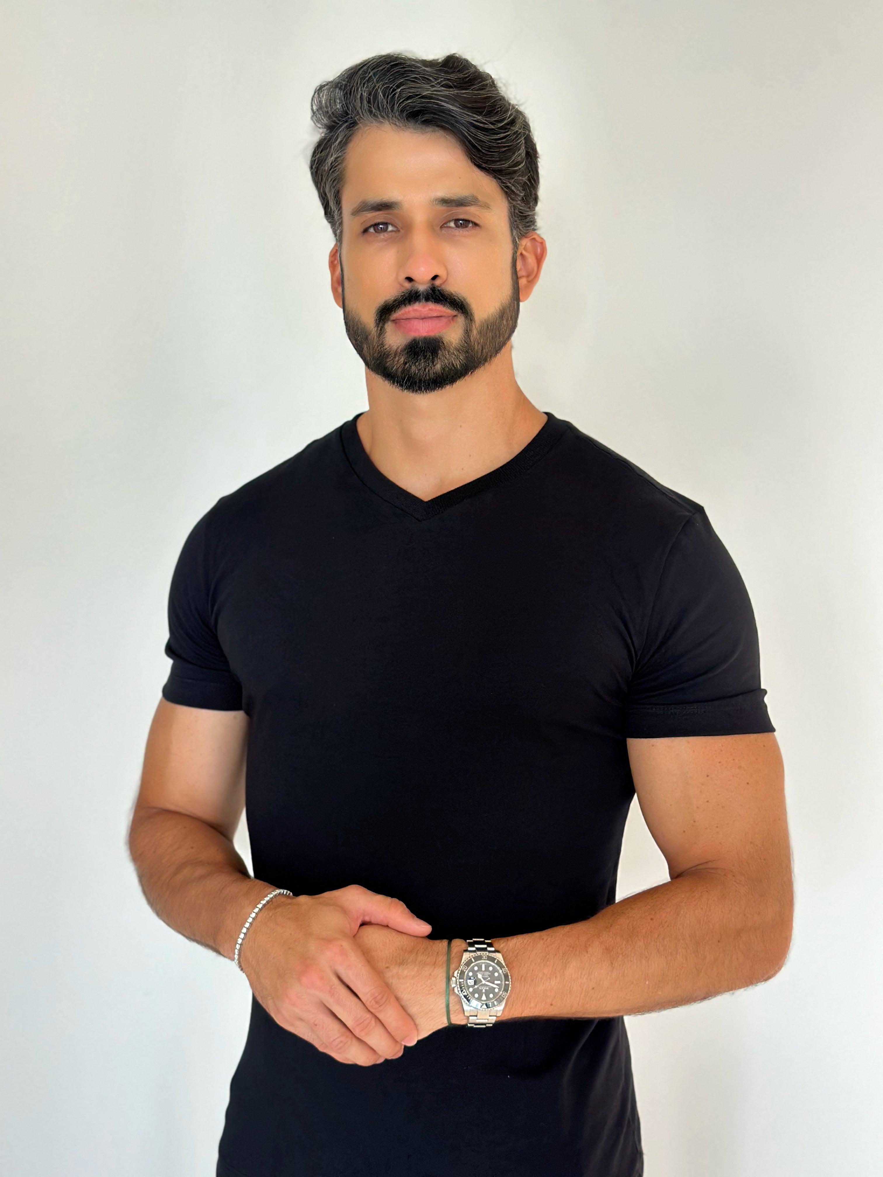 CAMISA PRETA COMFORT PARIS GOLA V