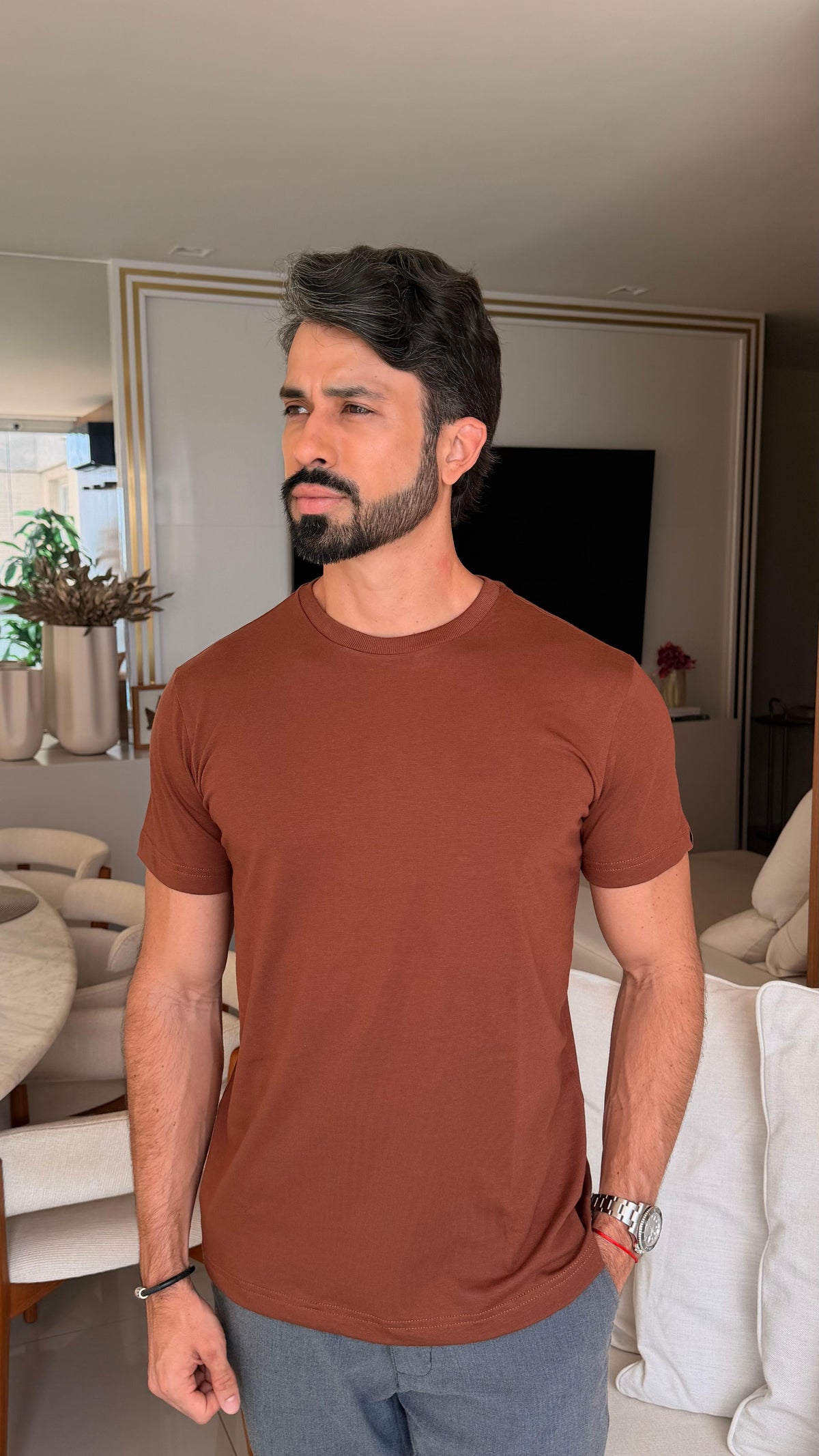 CAMISA COMFORT PARIS GOLA O MARROM CAFÉ